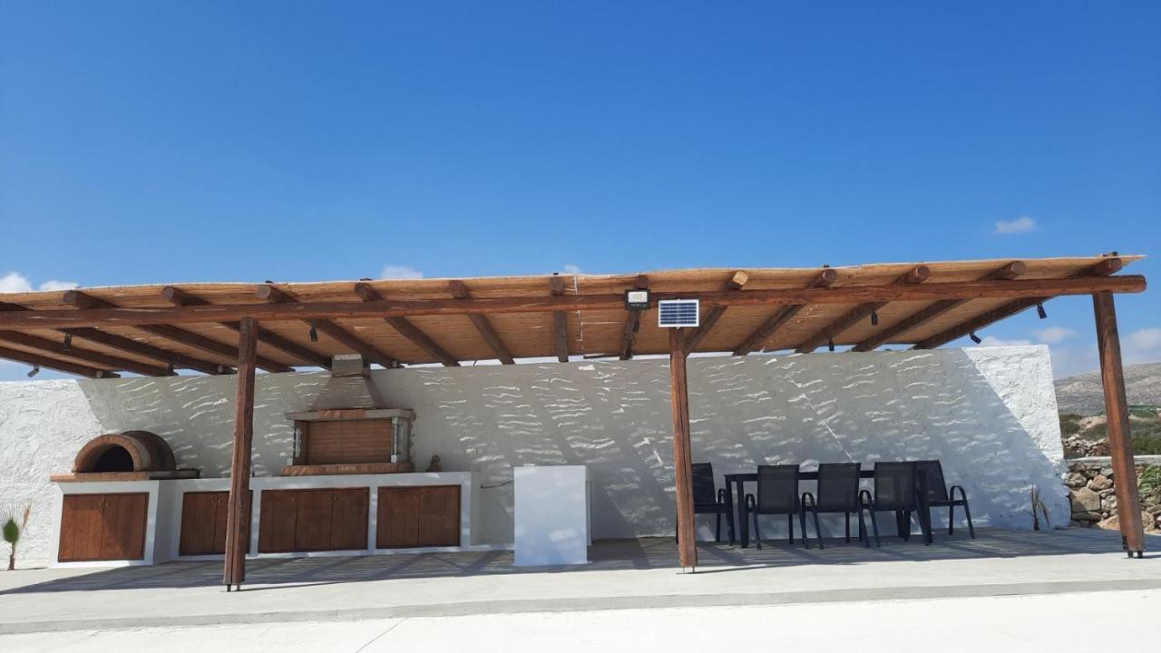 Cato Agro 5, Seafront Villa With Private Pool Afiartis المظهر الخارجي الصورة